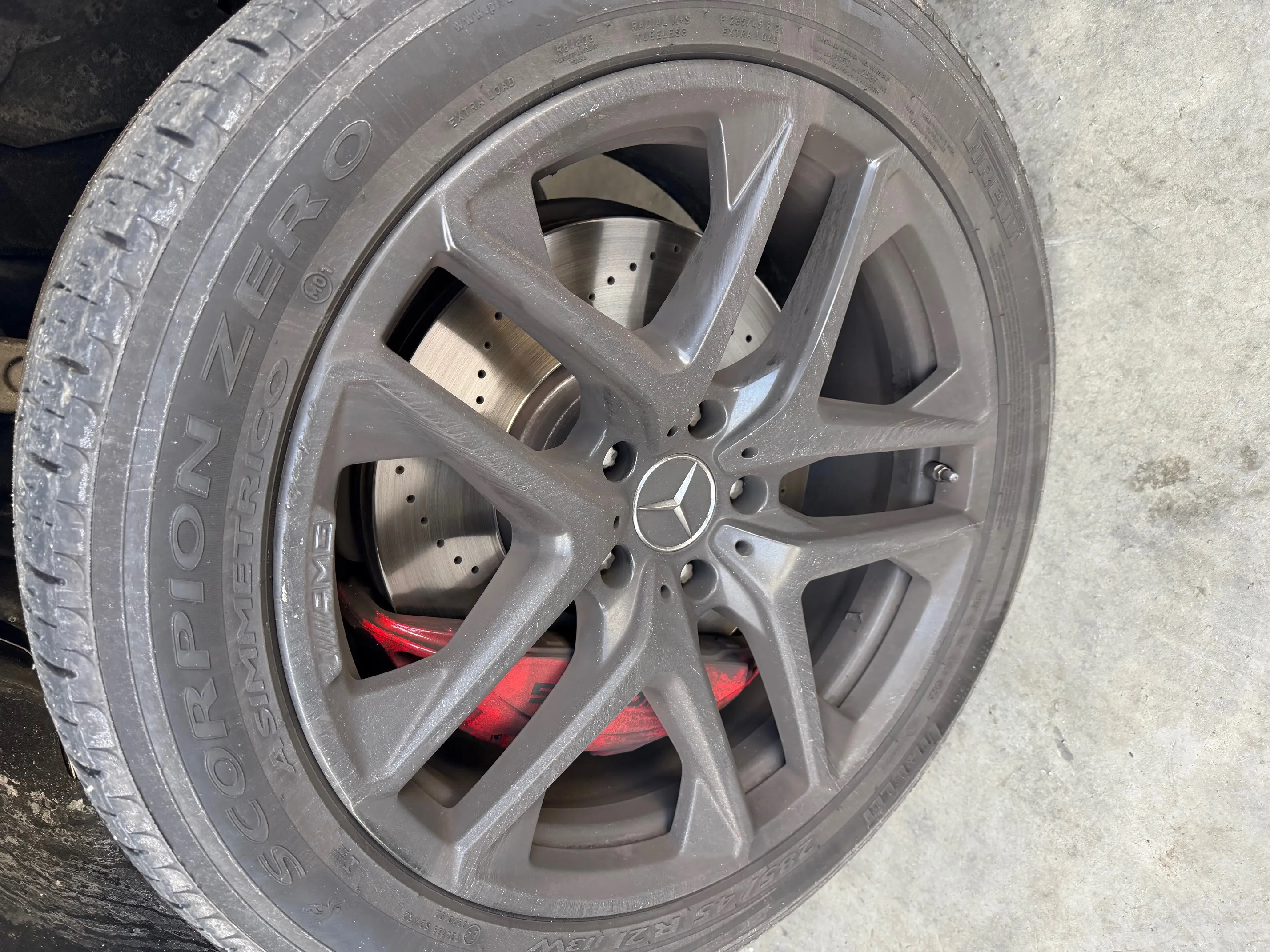 Wheel before repair work